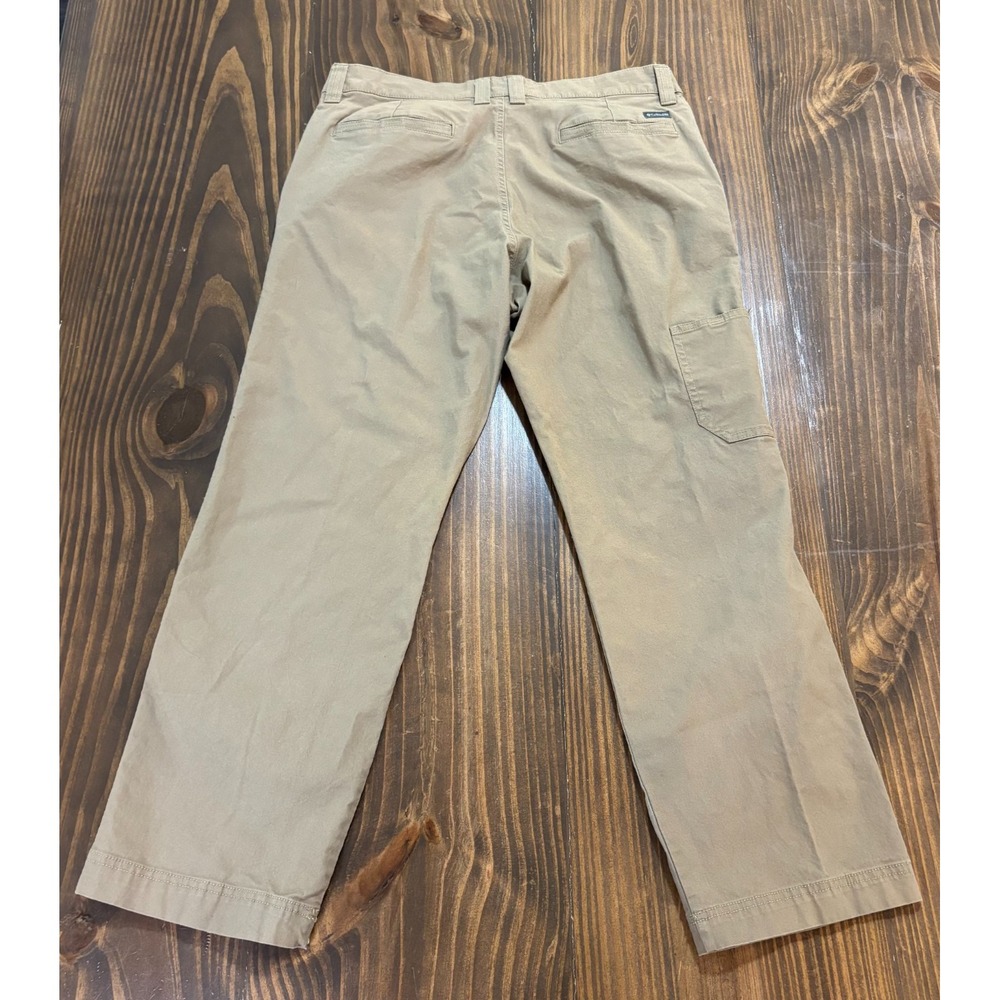 COLUMBIA Mens 34x30 Khaki Chino Pants Regular‎ Fit Stretch Casual - Picture 4 of 10